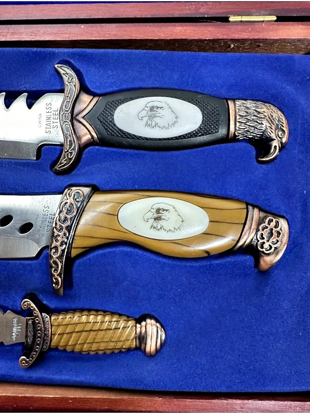 Vintage 3-Piece Fantasy Hunting Knife Set